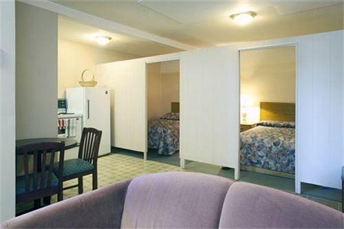 Polson Park Motel Vernon Exterior foto